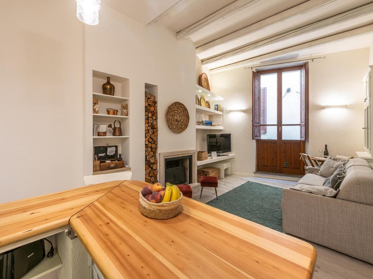 Marco'S Stylish Home In The Heart Of Cagliari Zewnętrze zdjęcie
