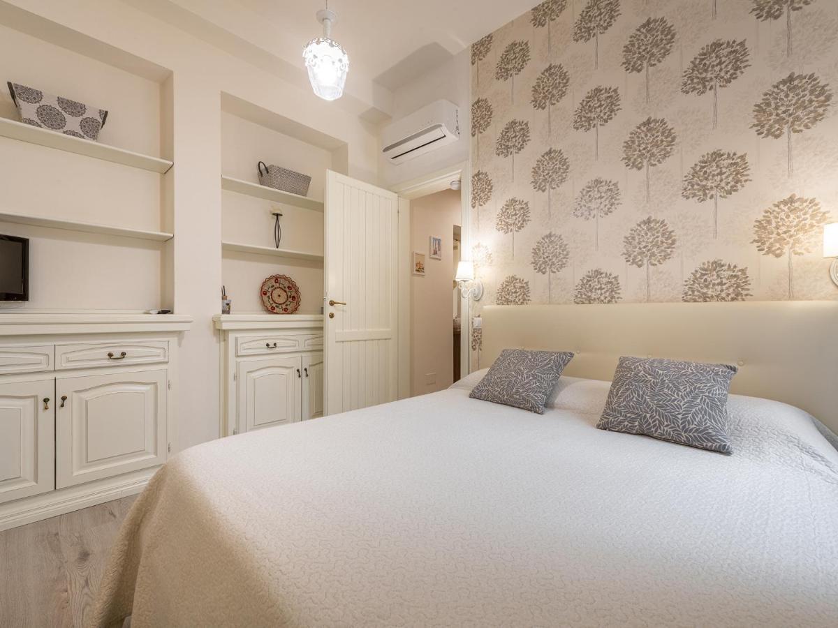 Marco'S Stylish Home In The Heart Of Cagliari Zewnętrze zdjęcie